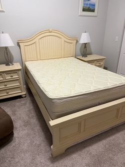 Cream Wood Queen Bed Frame with Mattress