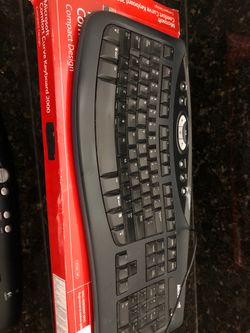Microsoft Comfort Curve Keyboard 2000