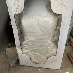 wedding dress