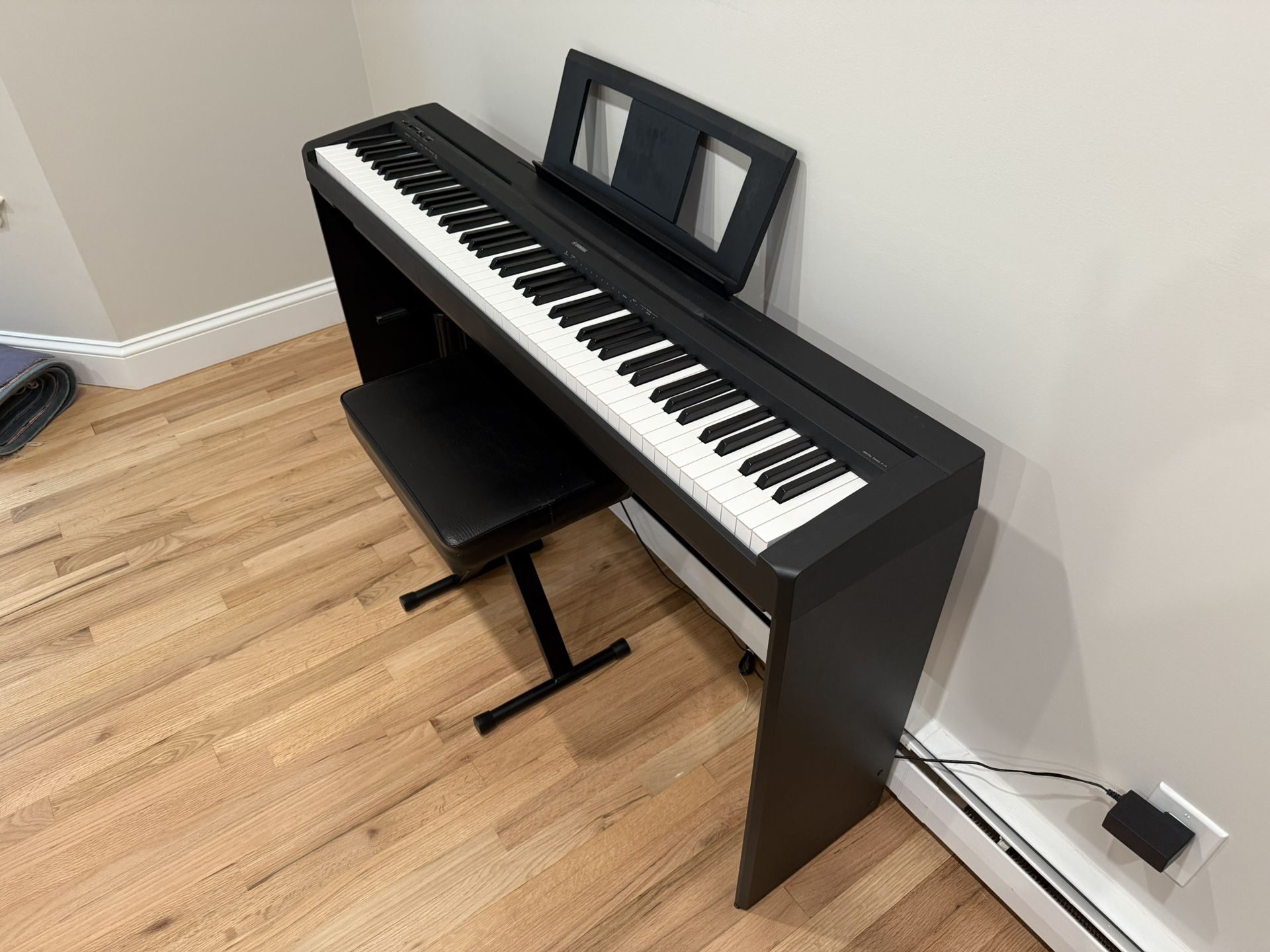 YAMAHA P71 88-Key Weighted Action Digital Piano