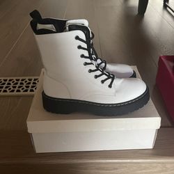 White Leather Sincerely Jules Boots