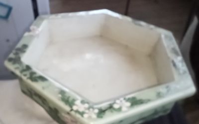 ANTIQUE CHINESE PORCELAIN FOOTED BONSAI PLANTER