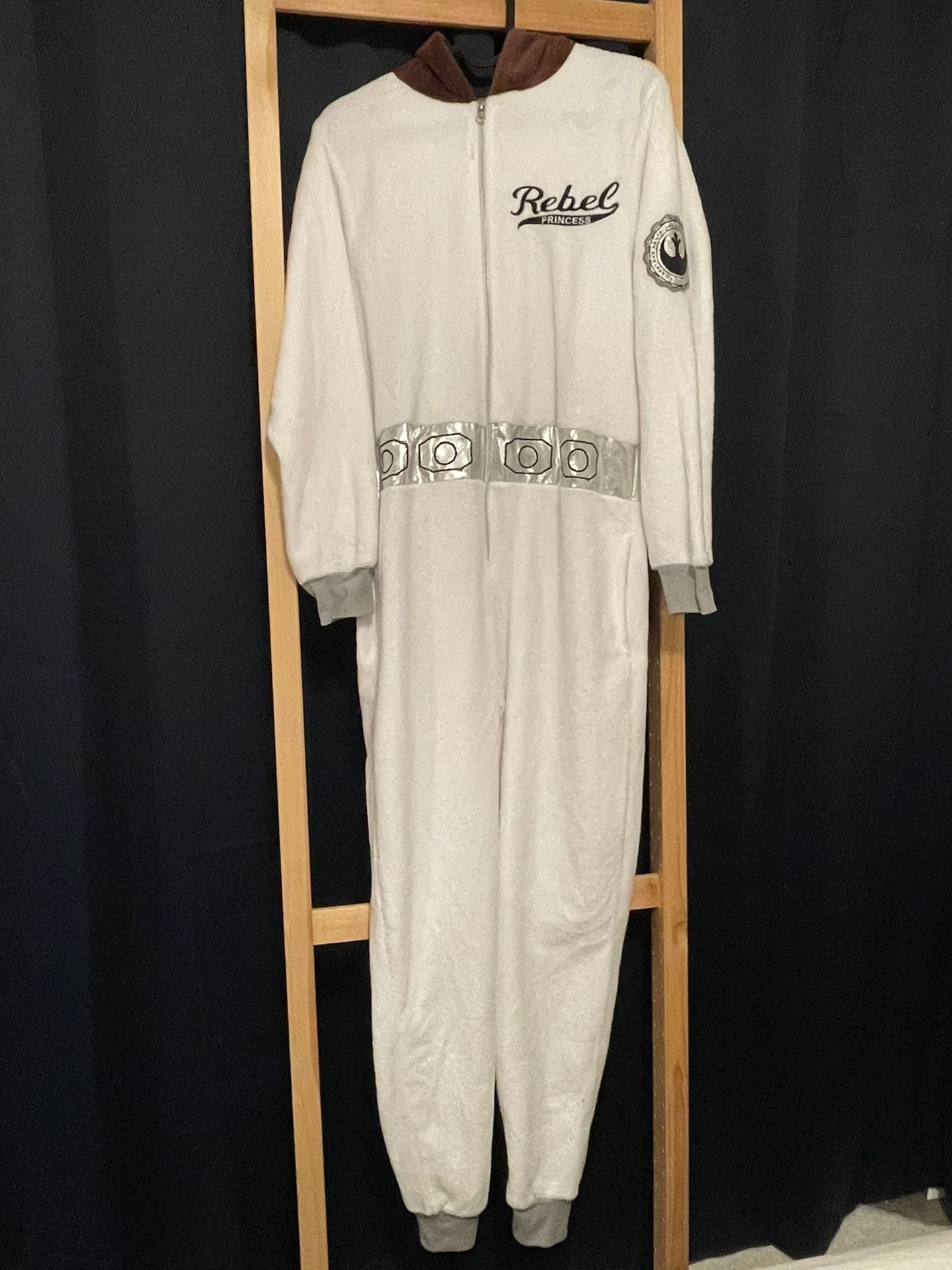 Star Wars Princess Leia Adult Onesie Pajama Suit Size XS Women’s