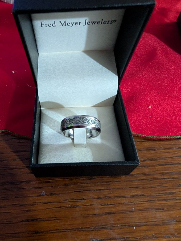 Men's Wedding Ring