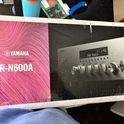 Yamaha R-N600A 