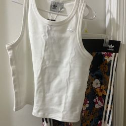 Woman’s ADIDAS TREFOIL SET (new Shirt)