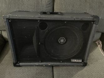 Yamaha speakers