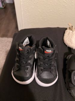 Nike Toddler Sneakers Black White