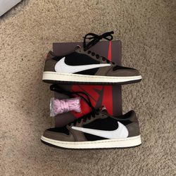 Air Jordan 1 Travis Scott Mocha Low 