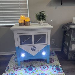 VW Bus end table/night stand 