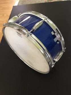 Snare Drum! Beautiful Blue sparkle! Great Condition