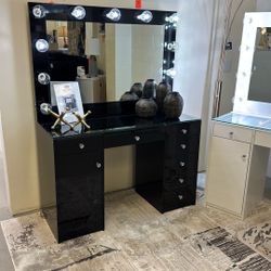 🎁 2-PC Vanity Set 🔥