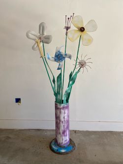 Large Metal Flower Garden Sculpture – 80” Tall