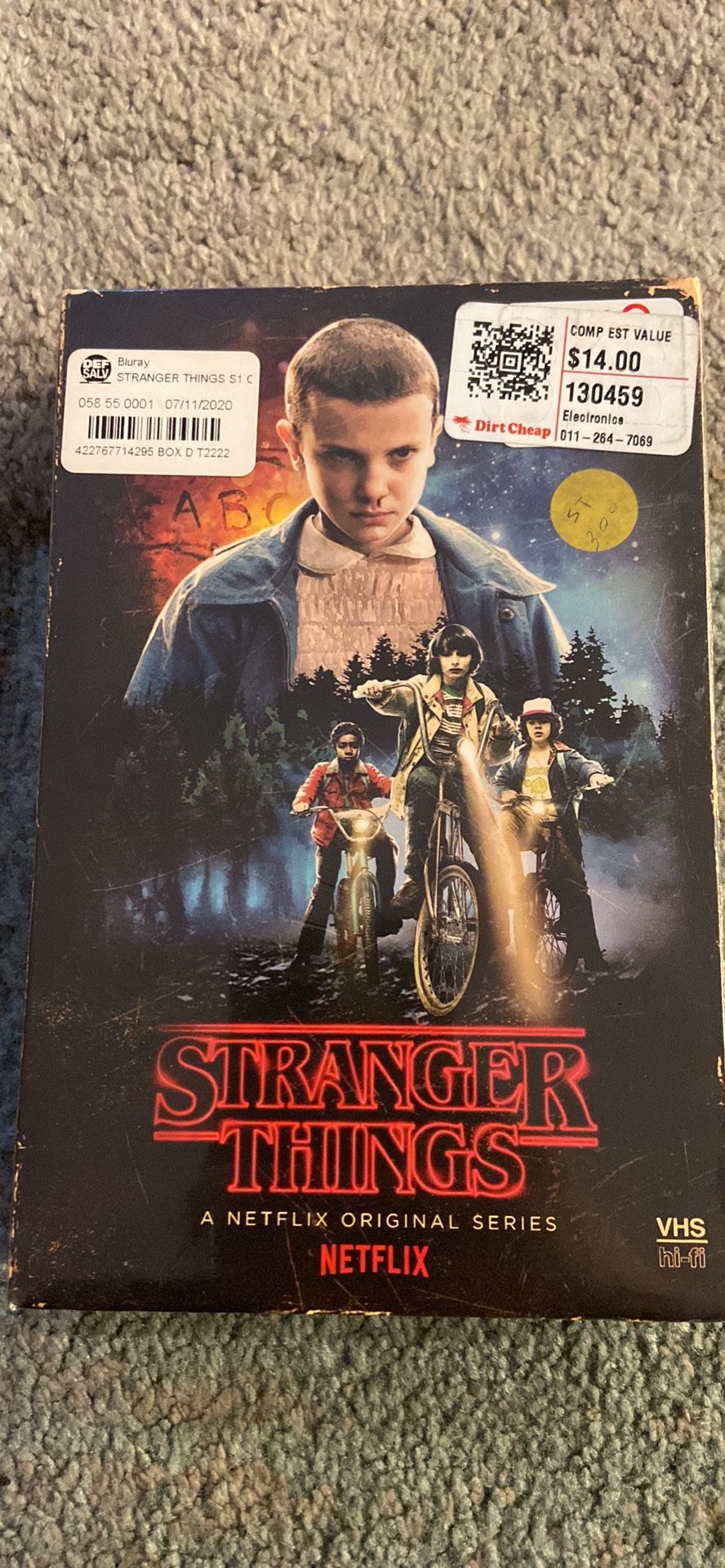 Stranger Things- Season 1 ( Blu-Ray /Dvd )
