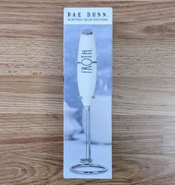 NEW IN BOX Rae Dunn FROTH Electric Milk Frother White Stainless Almond  Milk for Sale in Paramount, CA - OfferUp