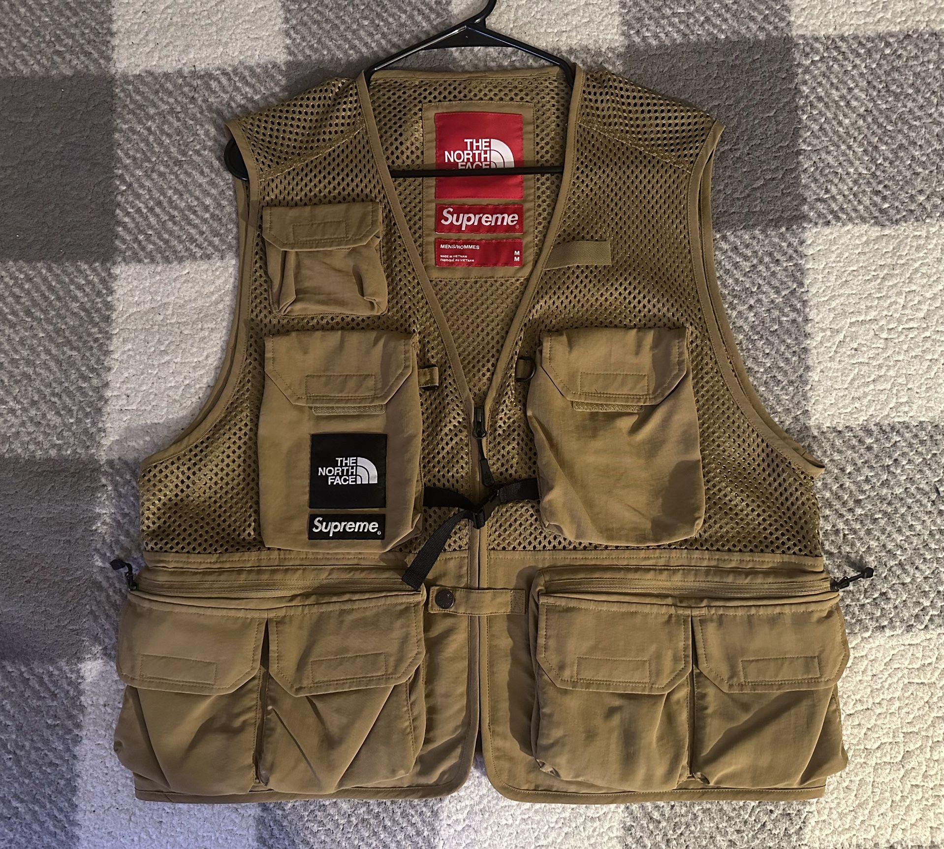 Supreme x The North Face SS20