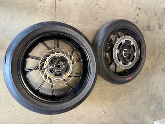 Yamaha R7 MT09 XSR Wheels