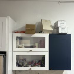 Cabinets 