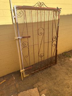 Gate iOld Used Metal Gate