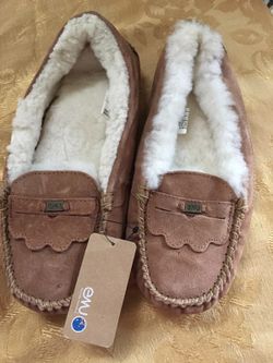 NEW ENJ fur and suede moccasins