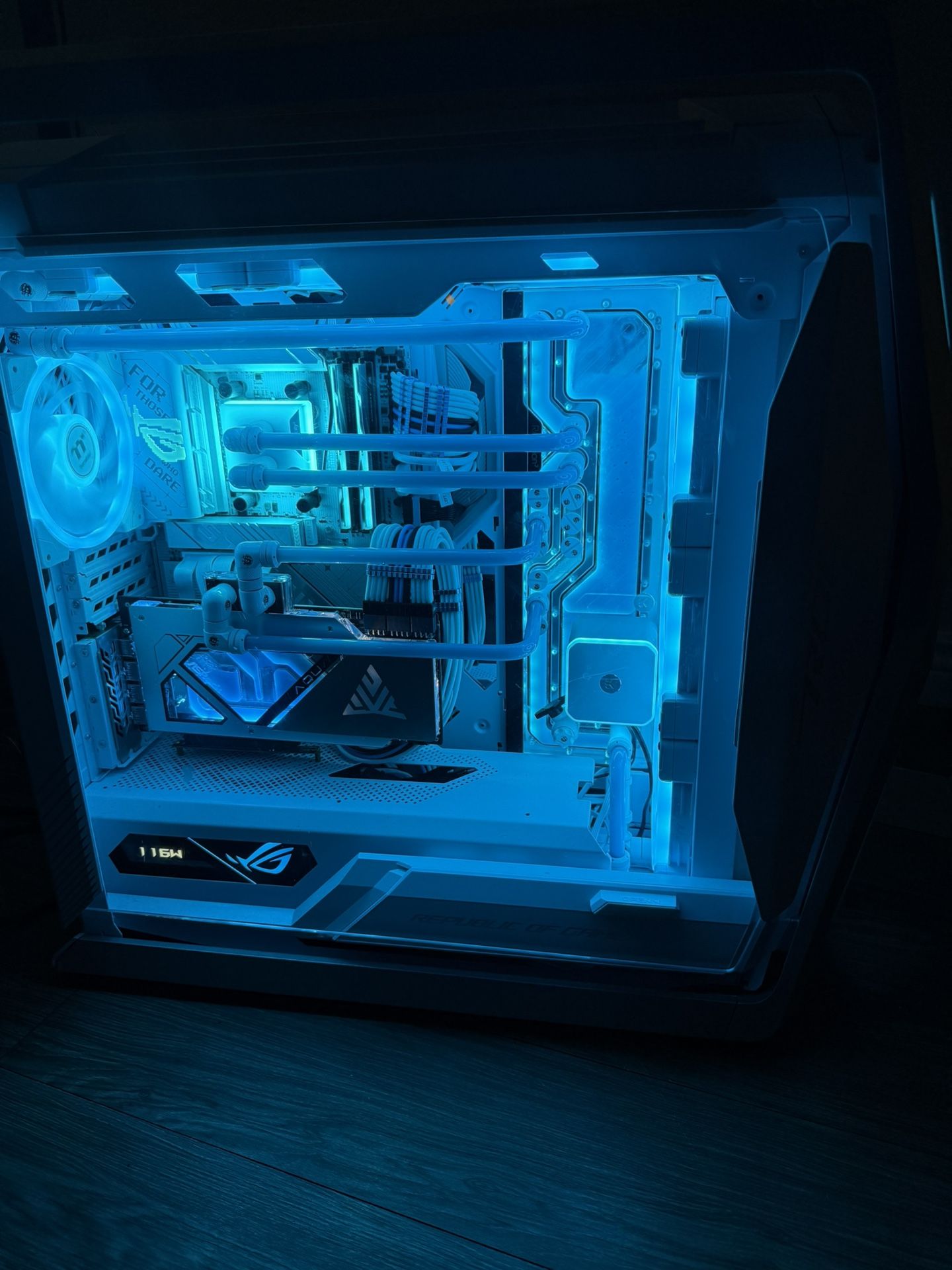 Custom Loop ROG High End Gaming PC