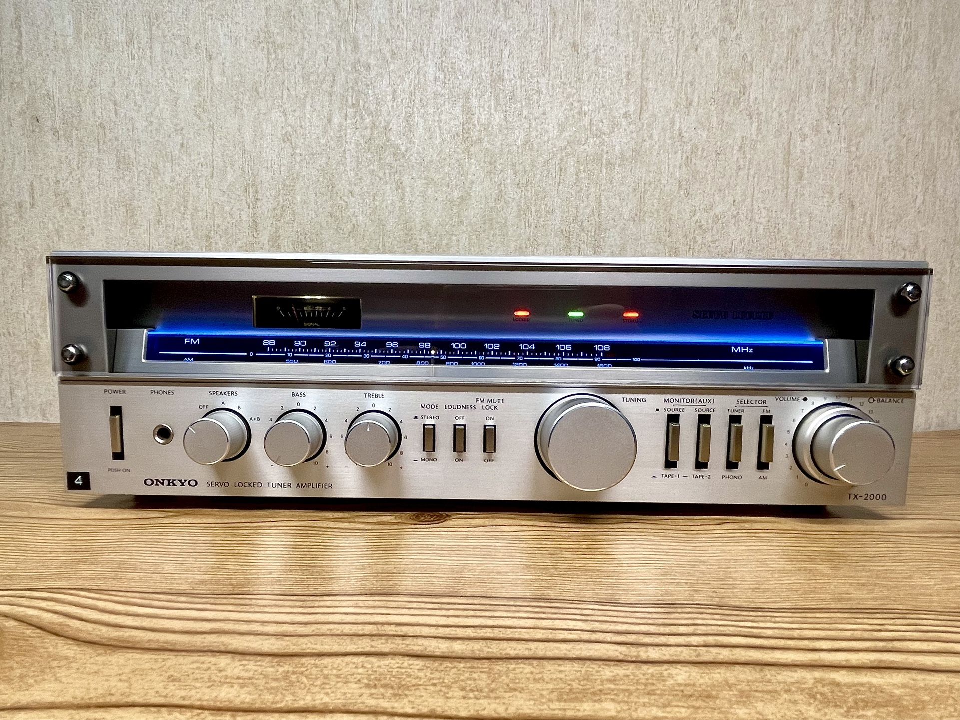 Vintage Onkyo TX 2000 Stereo Receiver LED’s Serviced