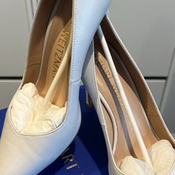 Stuart Weitzman Size 6 White Heels Leather 