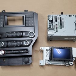 Mustang Complete Radio