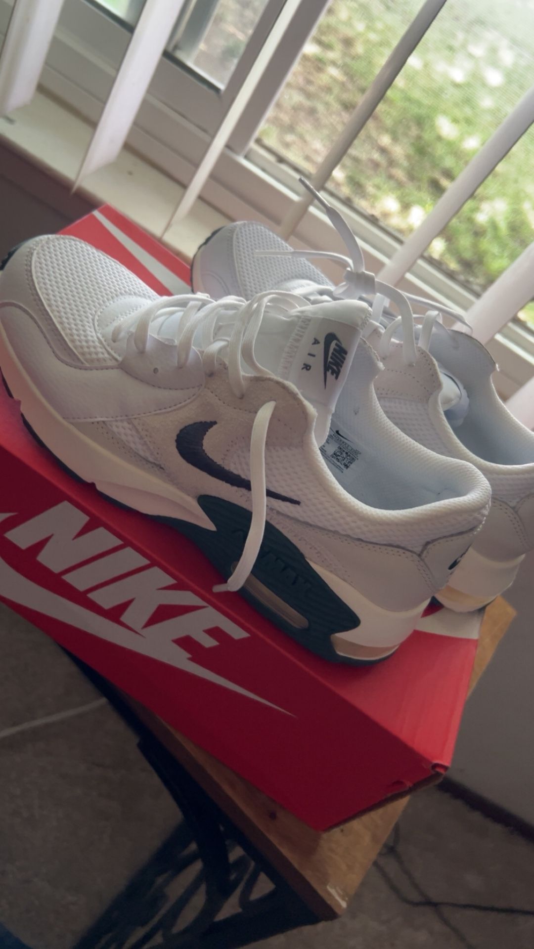 Nike Air Max 7.5