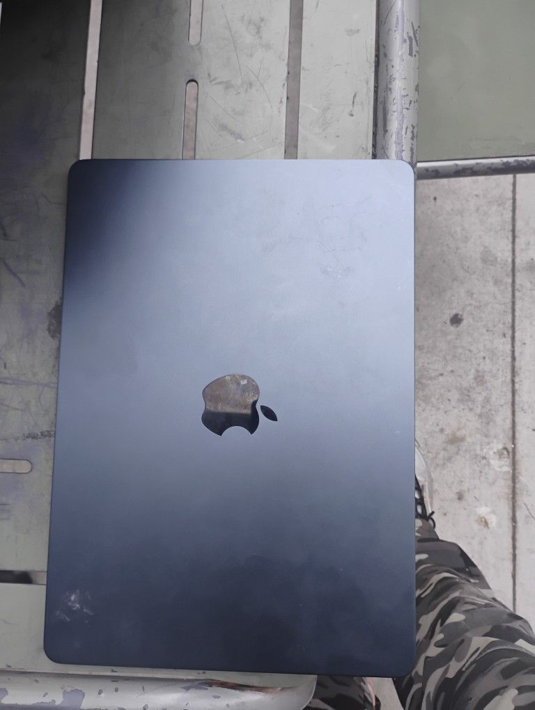 MacBook Air M4