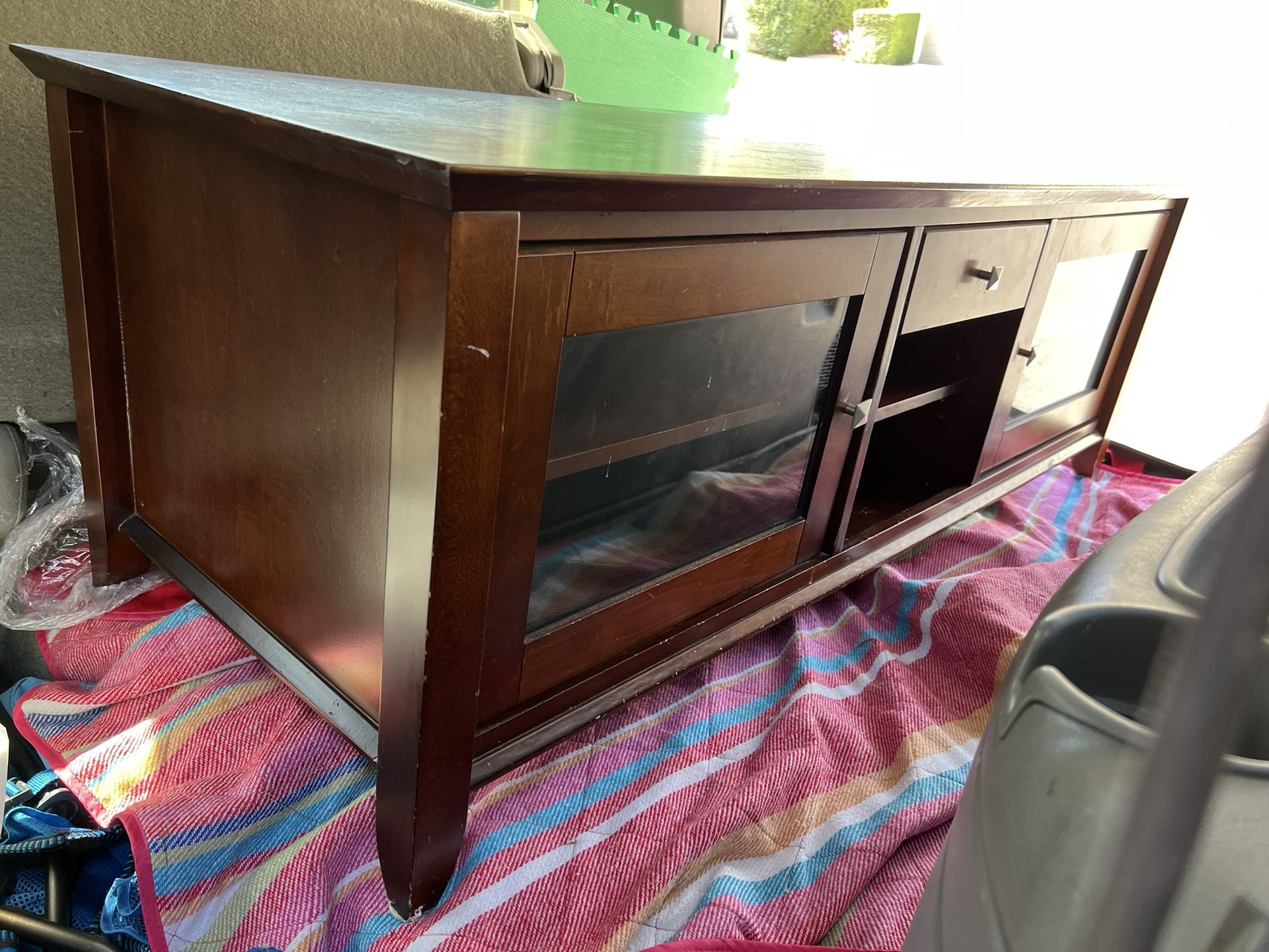 Bush Furniture Sonoma Mocha Cherry Veneer Television Stand Model #VS05850-03
