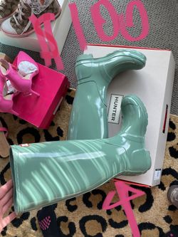 Women’s Shoes