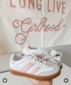 Little Girls Sneakers