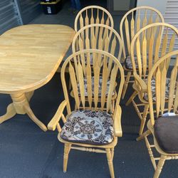 Dining Table (expandable) With 6 Chairs