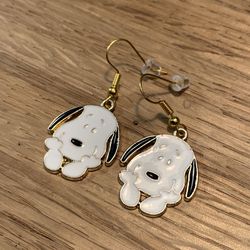 Snoopy Hook Earrings 