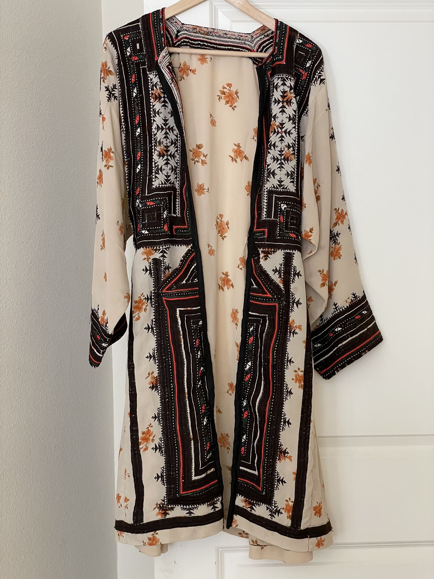 Embroidery Long Cardigan