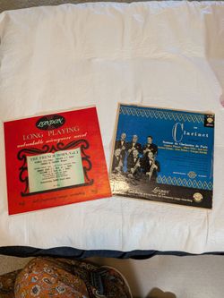 Lot 2 London Long playing LD 9219 and 9206