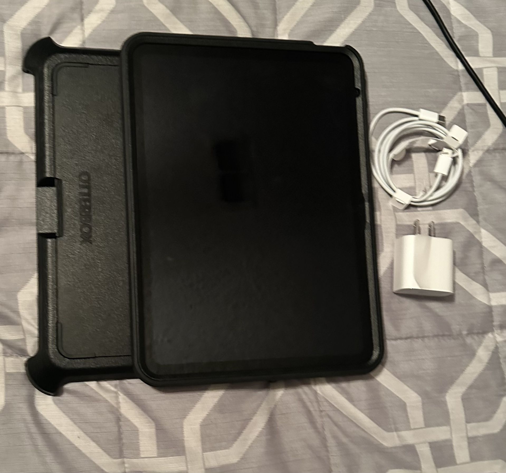 iPad 10 Gen 64 GB 10.5 Screen