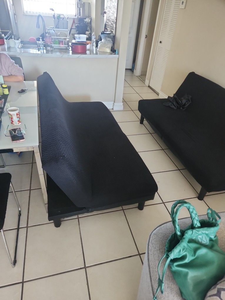 Free!!! 2 Sofa Cama.. Buen Estado !!