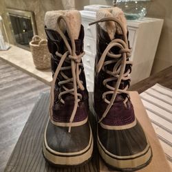 Great Condition!! Sorel Women's Waterproof Rain/ Snow Boot Size 5