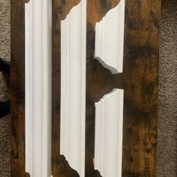 Wall-Mounted Shelves Set of 4 - Distressed White Wood