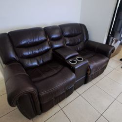 FREE - Mueble Reclinable de Cuero
