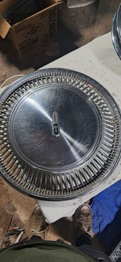 Hubcaps from the 1950s