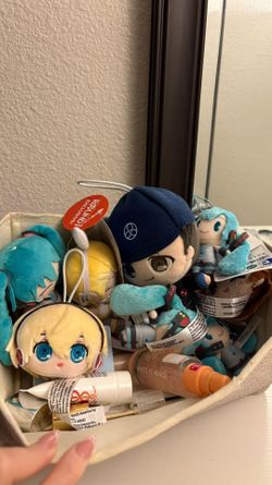 Persona 3 Reload Round one plush bundle