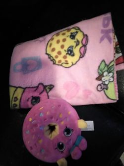 Shopkin plush & blanket