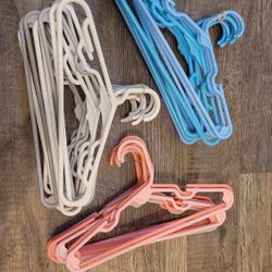 Lot Of 30 Baby Kids Clothes Hangers