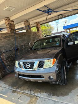 Nissan pathfinder