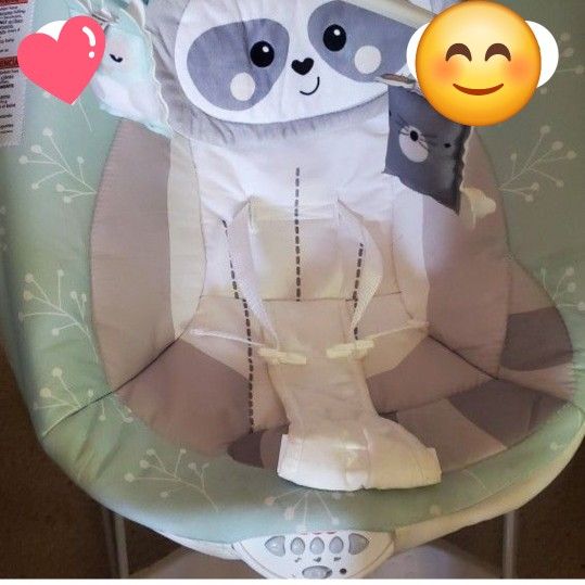 Baby Raccon Infant Seat