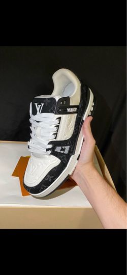 Designer Shoes - Louis Vuitton trainers