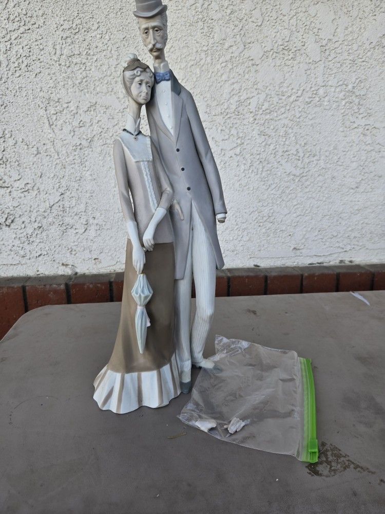 Lladro Figurine
